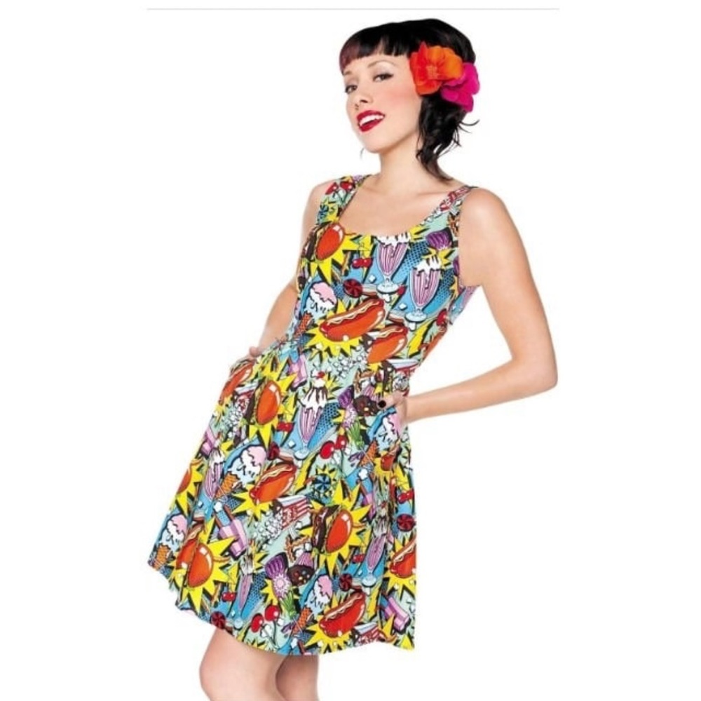 Red and Blue Scoop Neck Sleeveless Mini Dress